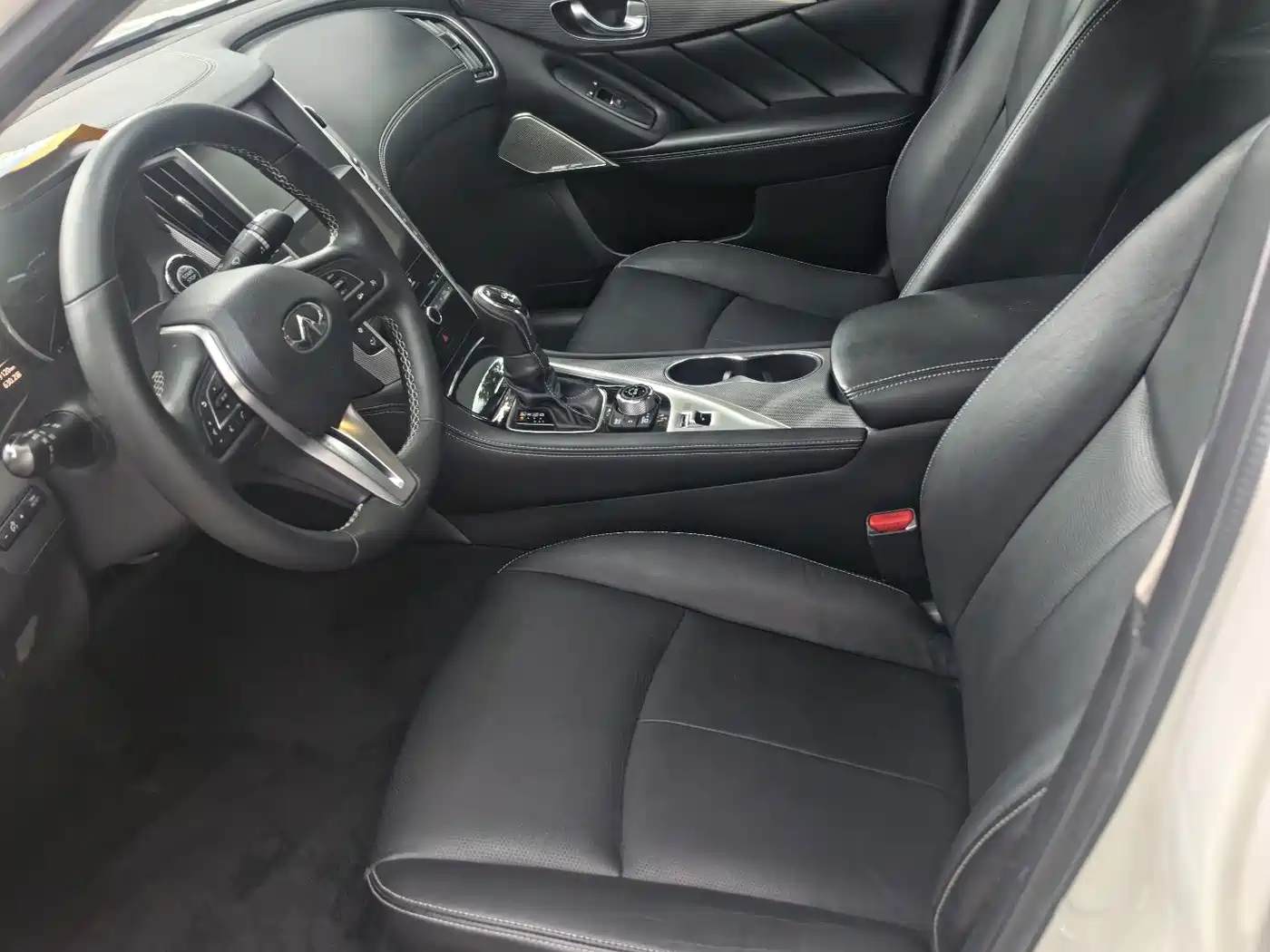 Infiniti Q50L 2019 2018 2.0T Premium Edition (China VI)
