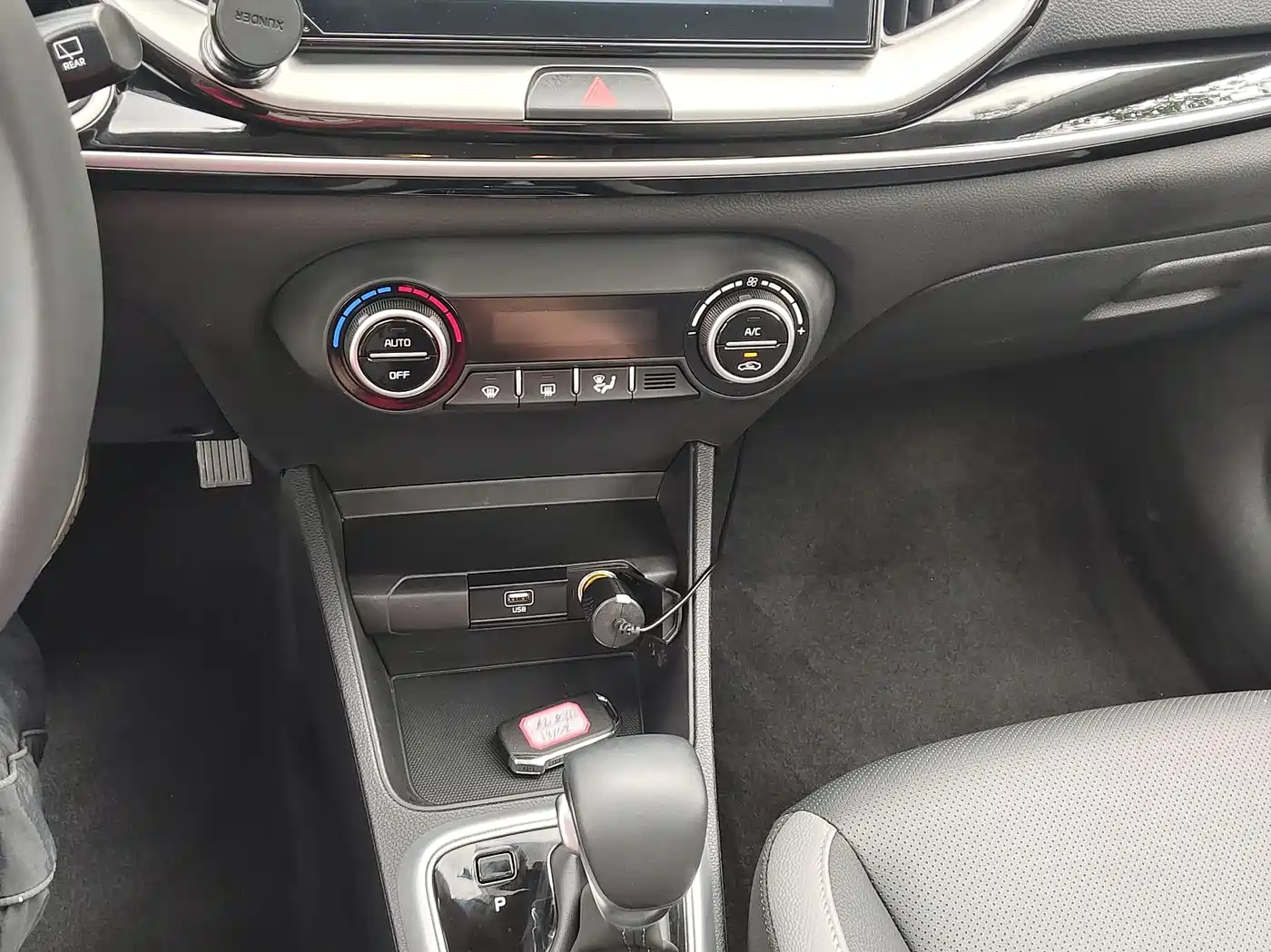 Kia KX1 2021 1.4L CVT Sunroof Version фото 11