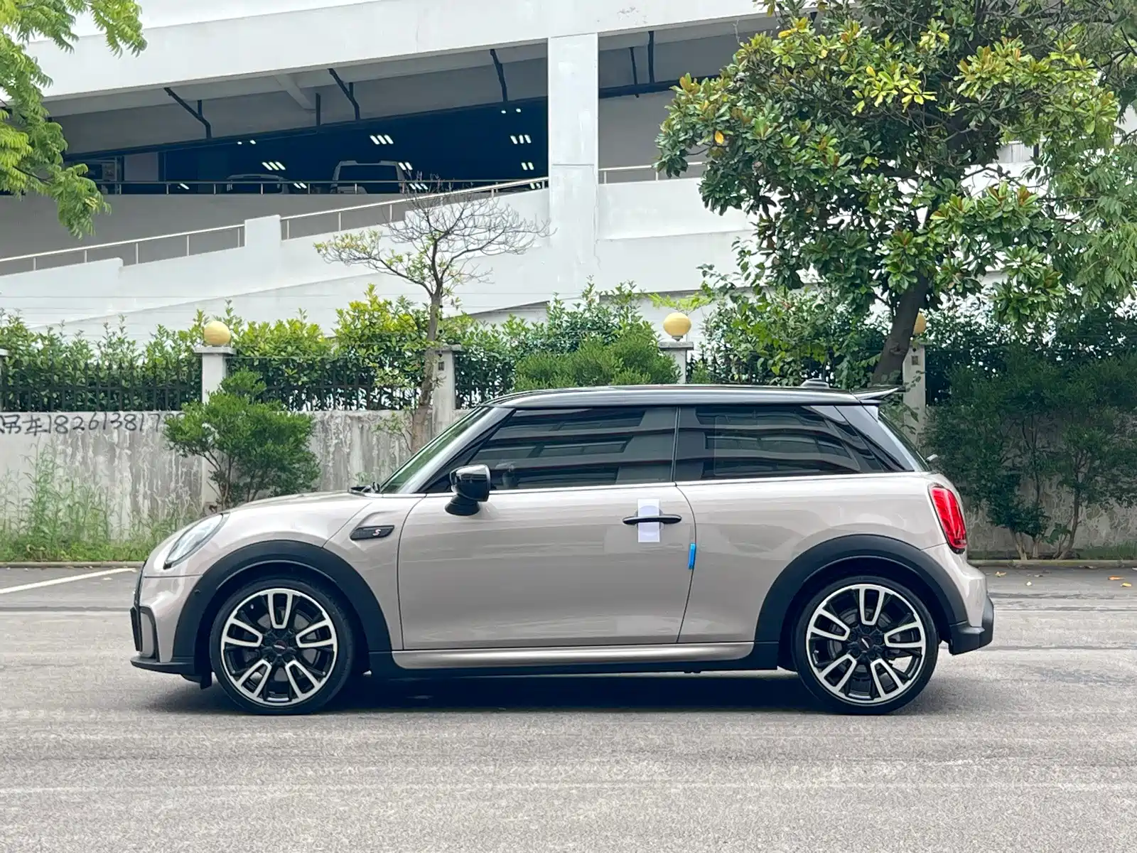 Фото 4 - MINI MINI