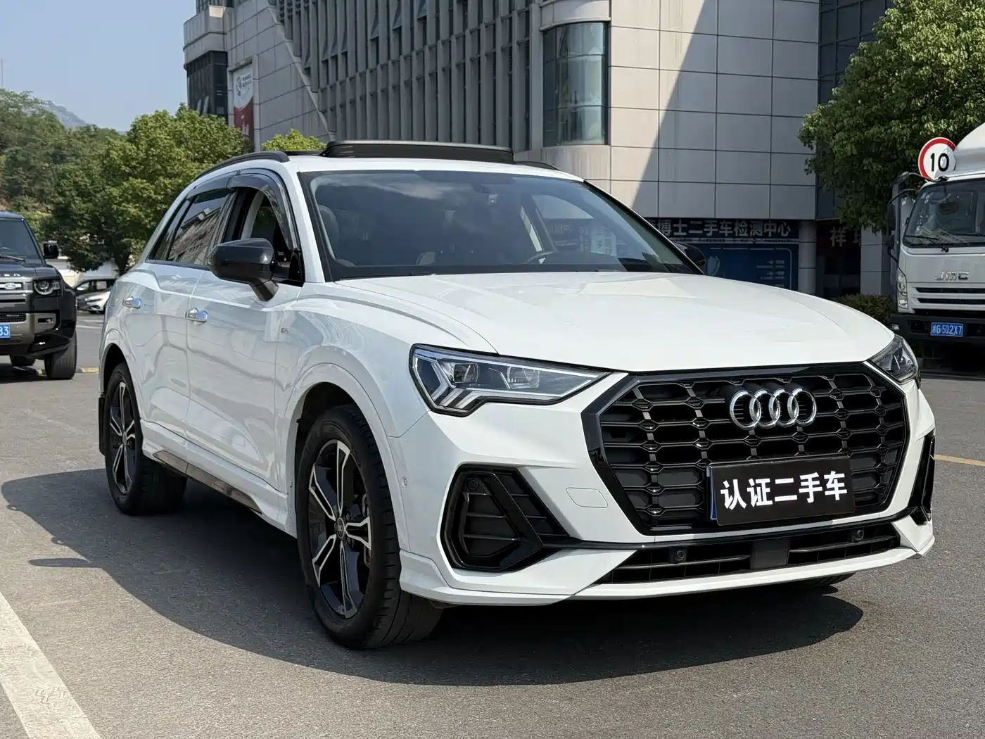 Audi Q3 2023 2023 Facelift 40 TFSI Fashion Dynamic