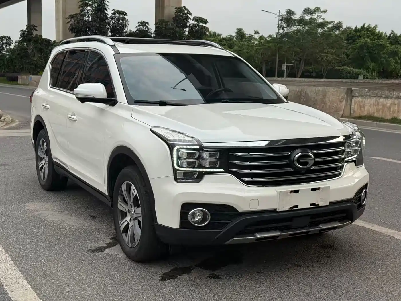 GAC Trumpchi Trumpchi GS7 2017 320T 2WD Luxury Smart Connect фото 6