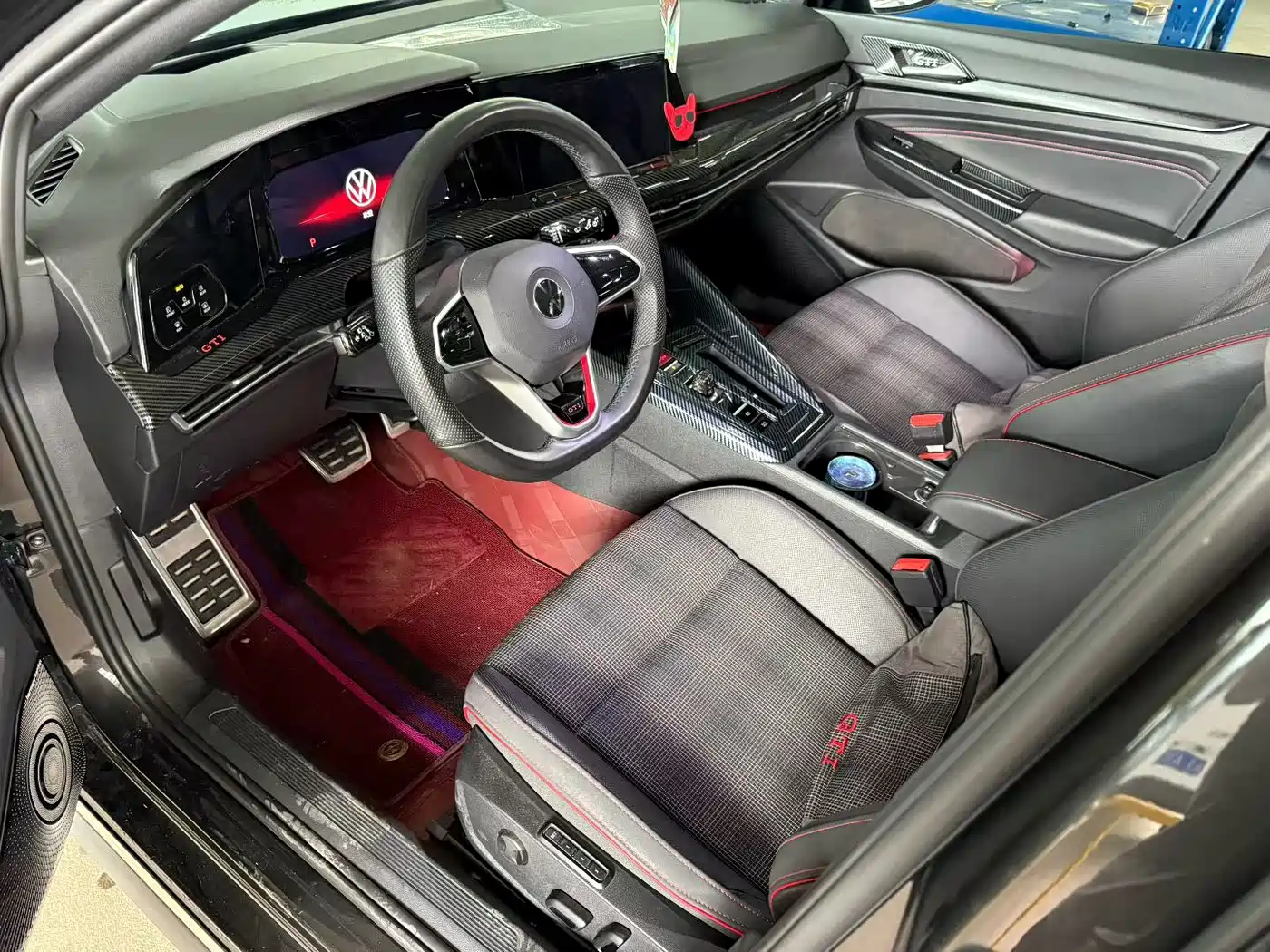 Volkswagen Golf GTI 2021 380TSI DSG GTI фото 2