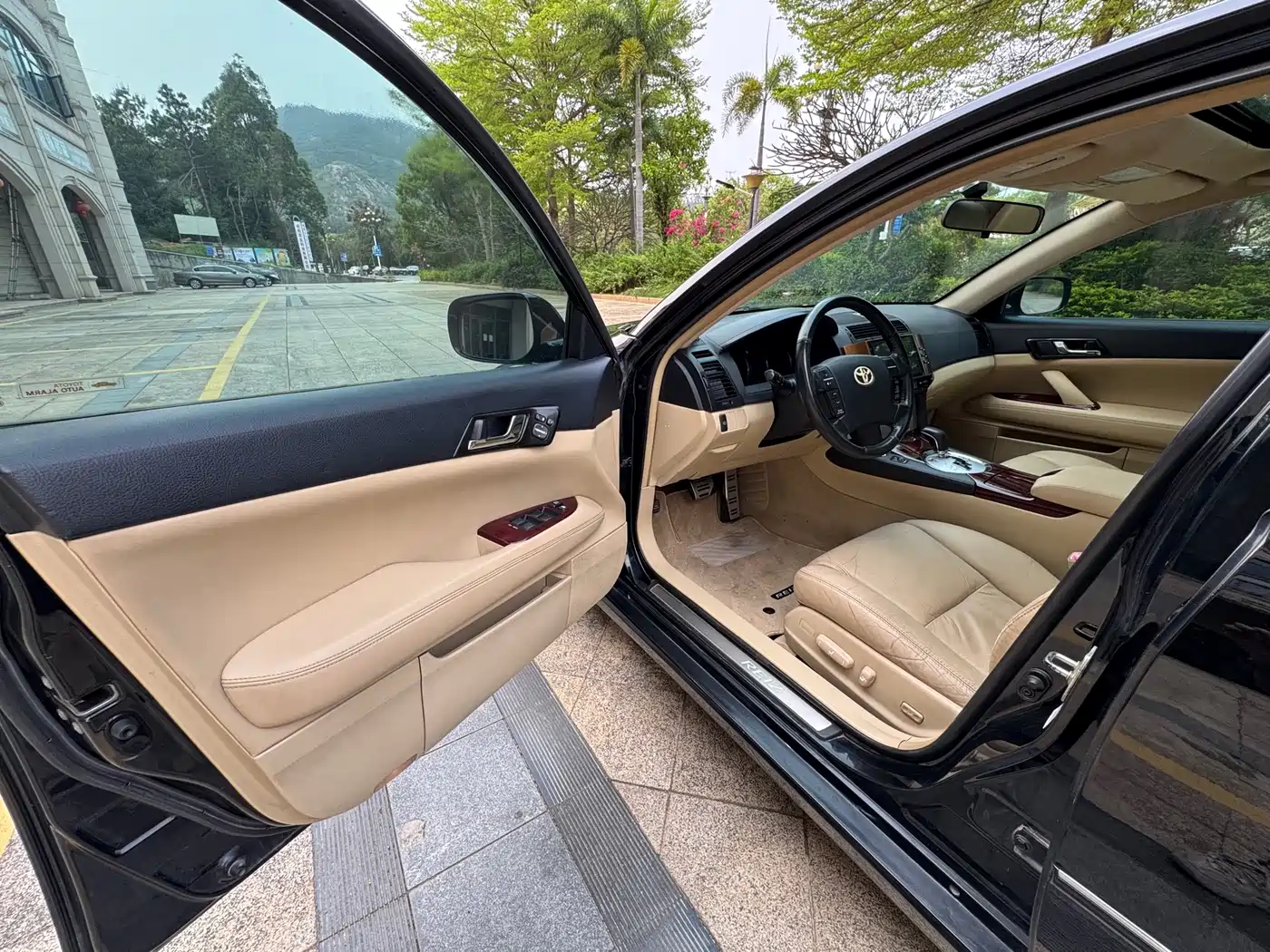Toyota Reiz 2008 2.5S Special Commemorative Edition фото 10