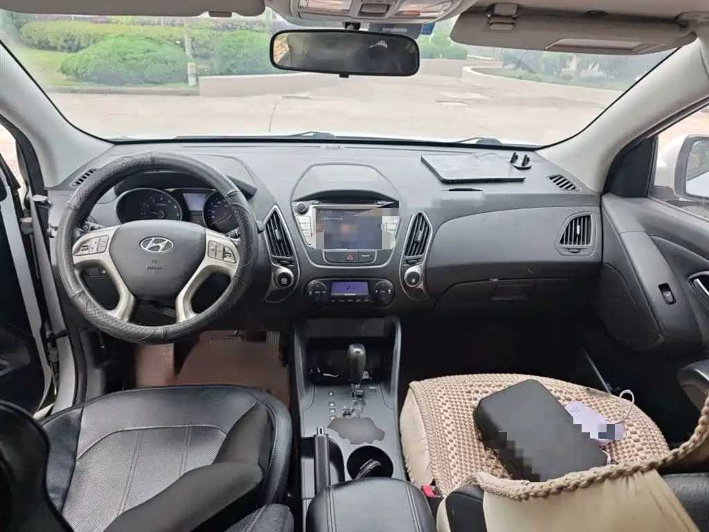 Hyundai Beijing Hyundai ix35 2013 2.0L Auto 2WD Smart GLS China IV фото 13