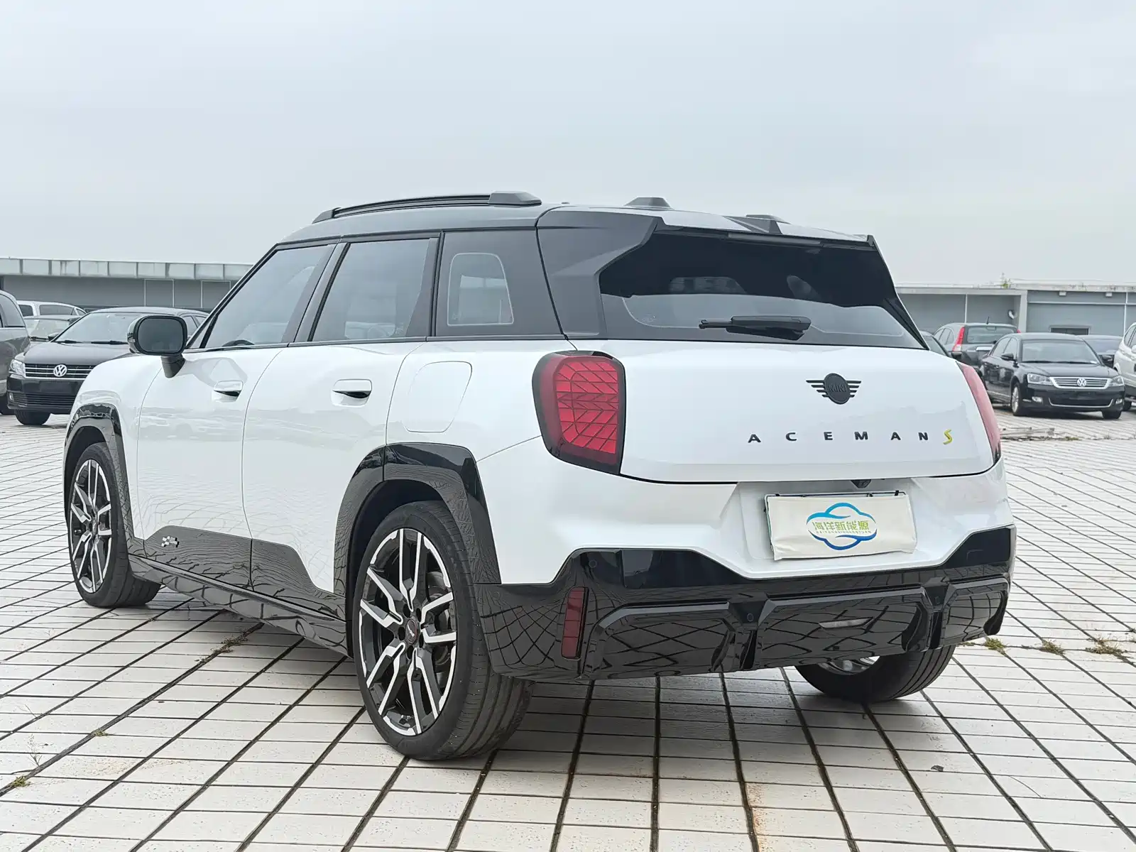 Фото 6 - MINI Aceman