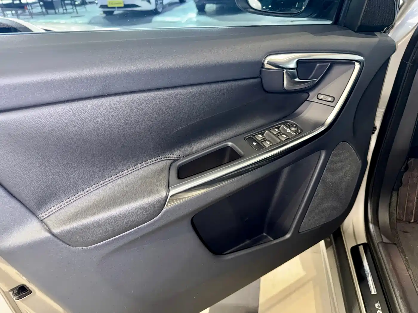 Volvo XC60 (Import) 2014 2014 Facelift T5 Momentum