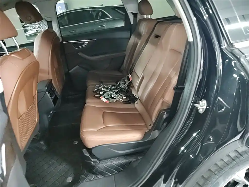 Audi Q7 2021 55 TFSI quattro S line Sport фото 24
