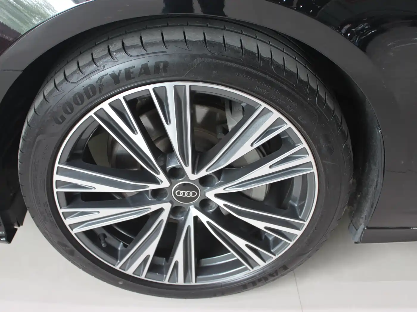 Audi A6L 2022 45 TFSI Premium Dynamic фото 8