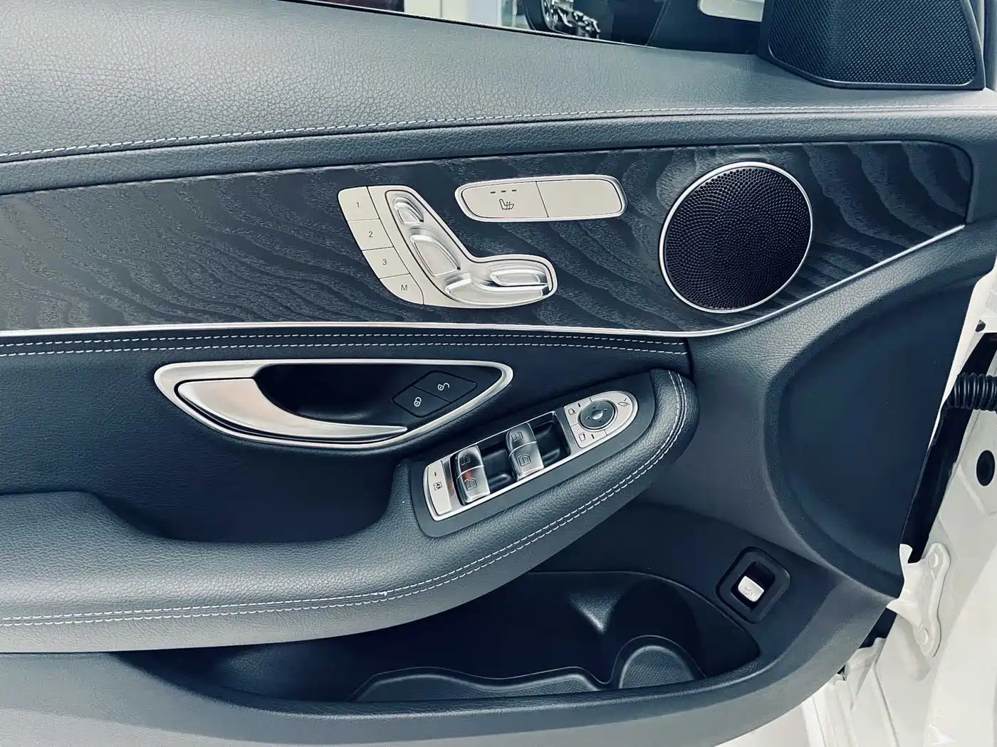 Mercedes-Benz C-Class 2019 Facelift C 260 L Sport фото 12