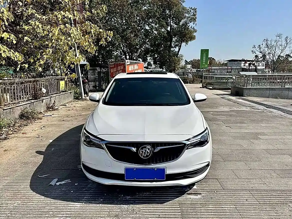 Buick Excelle 2018 18T Automatic Elite фото 2