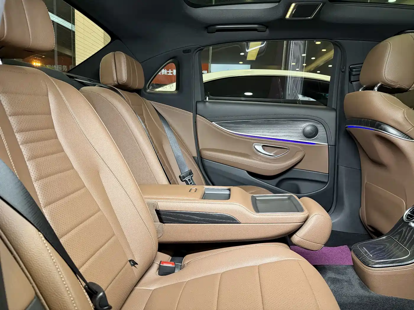 MERCEDES-BENZ E CLASS