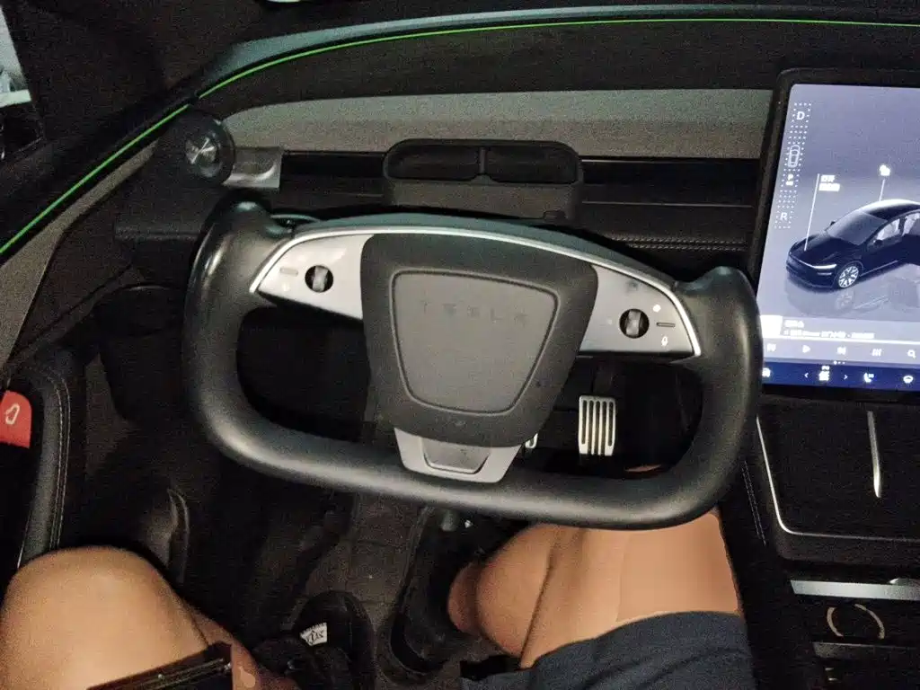 Tesla Model Y L 2026 2025 Facelift Long Range AWD