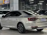 Photo 3 - Škoda Superb
