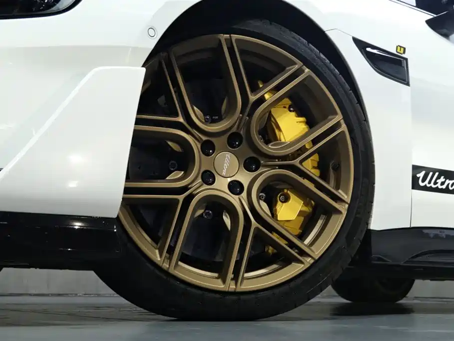 XIAOMI CAR XIAOMI SU7 ULTRA