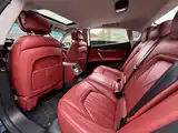 Photo 9 - Maserati Quattroporte