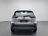 Фото 4 - Jeep Cherokee