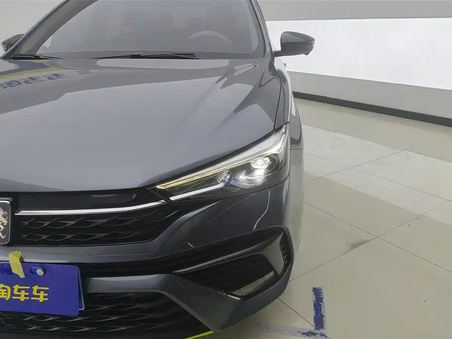 ROEWE I5
