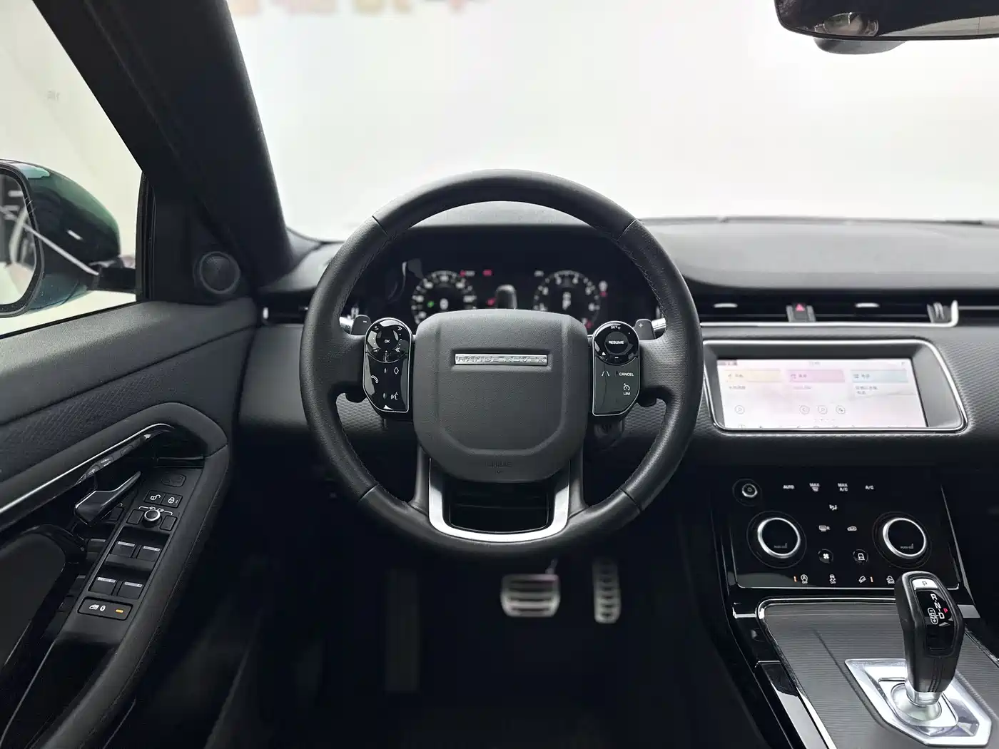 Фото 12 - Land Rover Range Rover Evoque