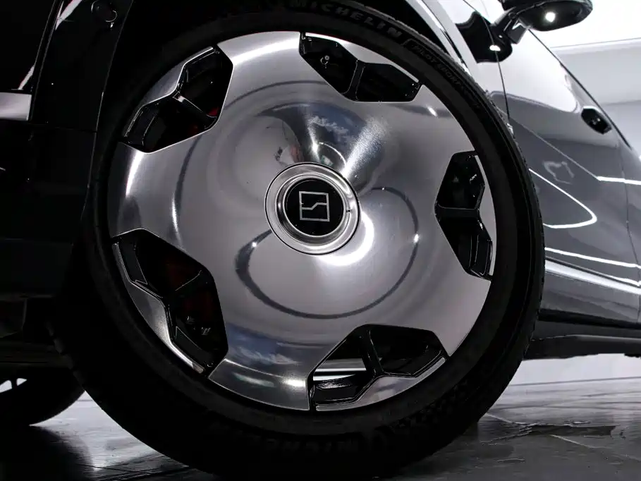 ZEEKR 9X 2026 2025 model Ultra Edition 70kWh