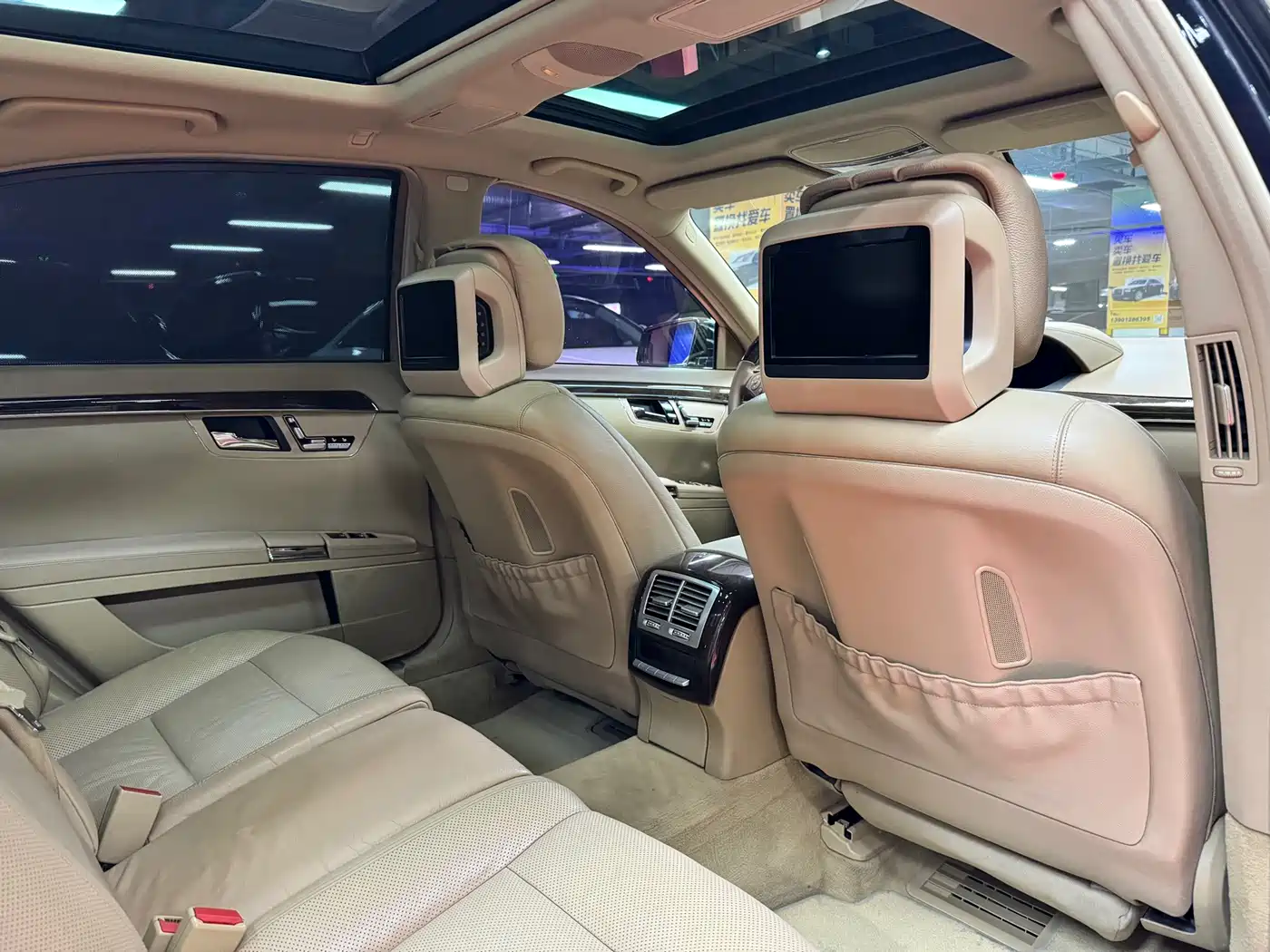 Mercedes-Benz S-Class 2010 S 300 L Luxury фото 35