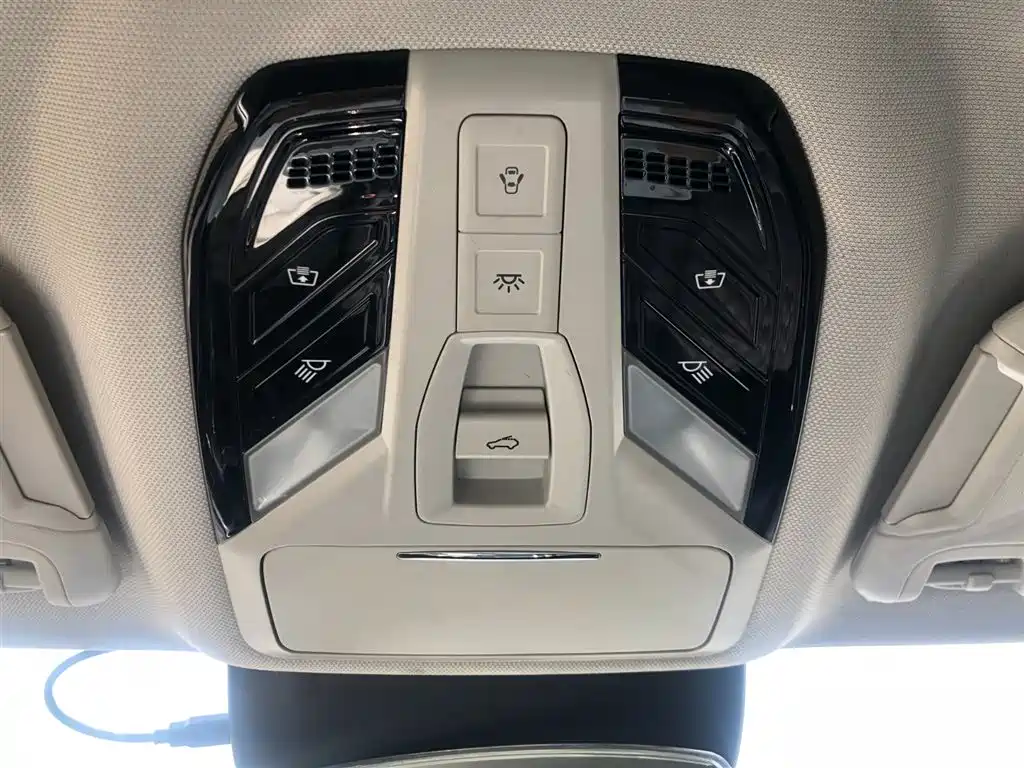 Besturn Bestune T99 2021 2020 20TD Automatic Premium Edition