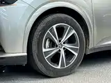 Фото 17 - Lexus RX
