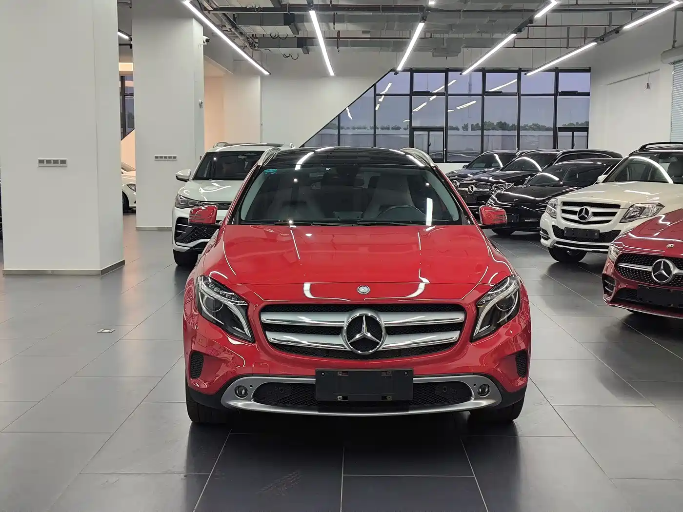 Mercedes-Benz GLA 2015 GLA 200 Fashion фото 2