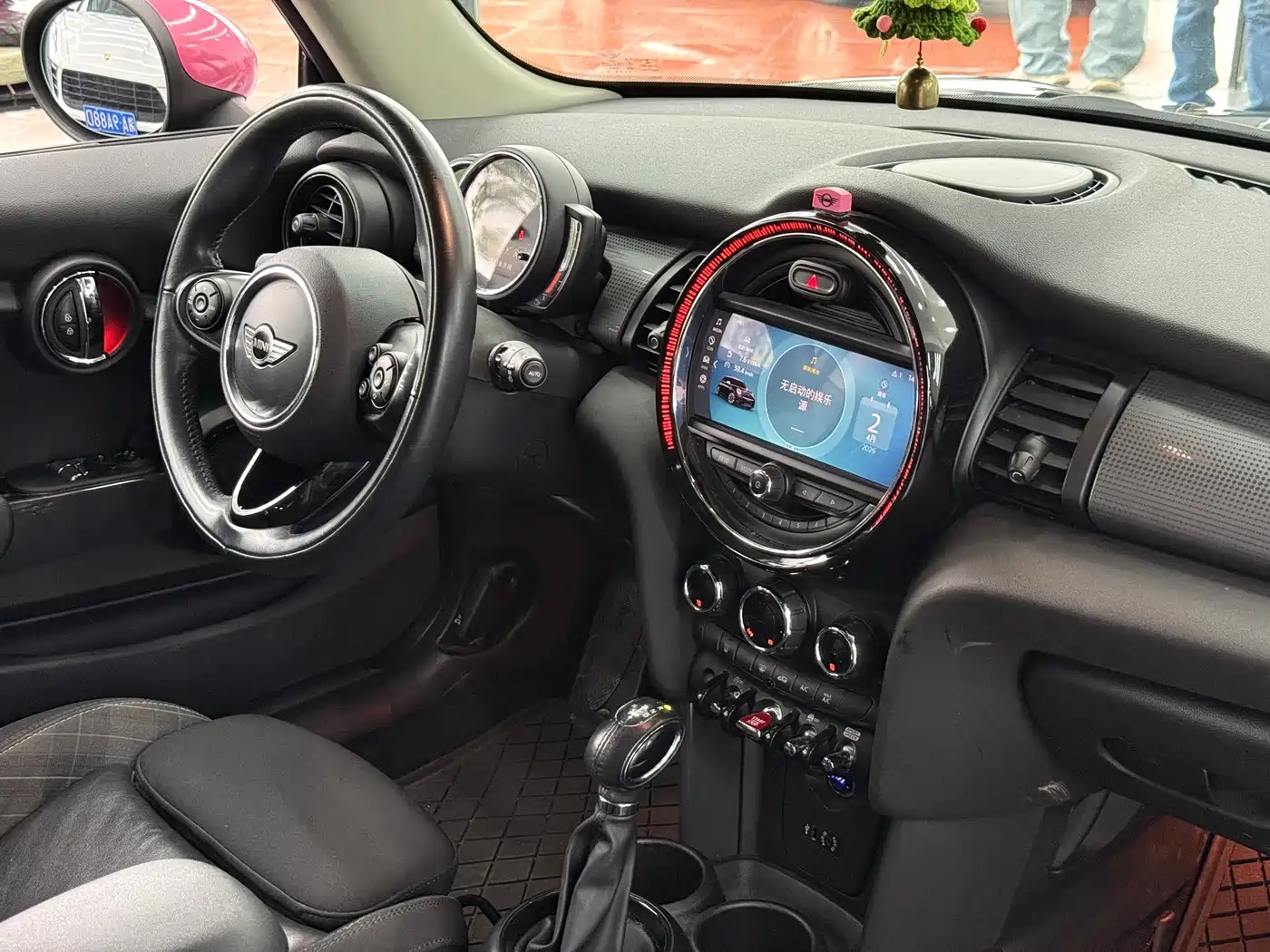 MINI 2016 1.5T COOPER Pioneer фото 11