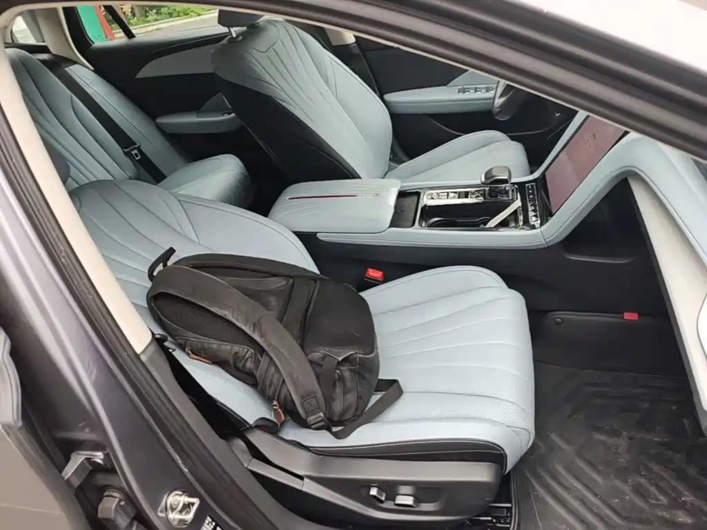 Hongqi H5 PHEV 2025 2025 170 Super Hybrid Edition