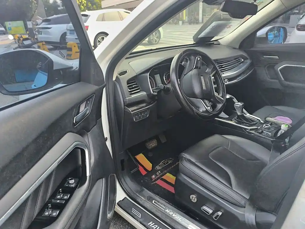 Фото 12 - Haval H6