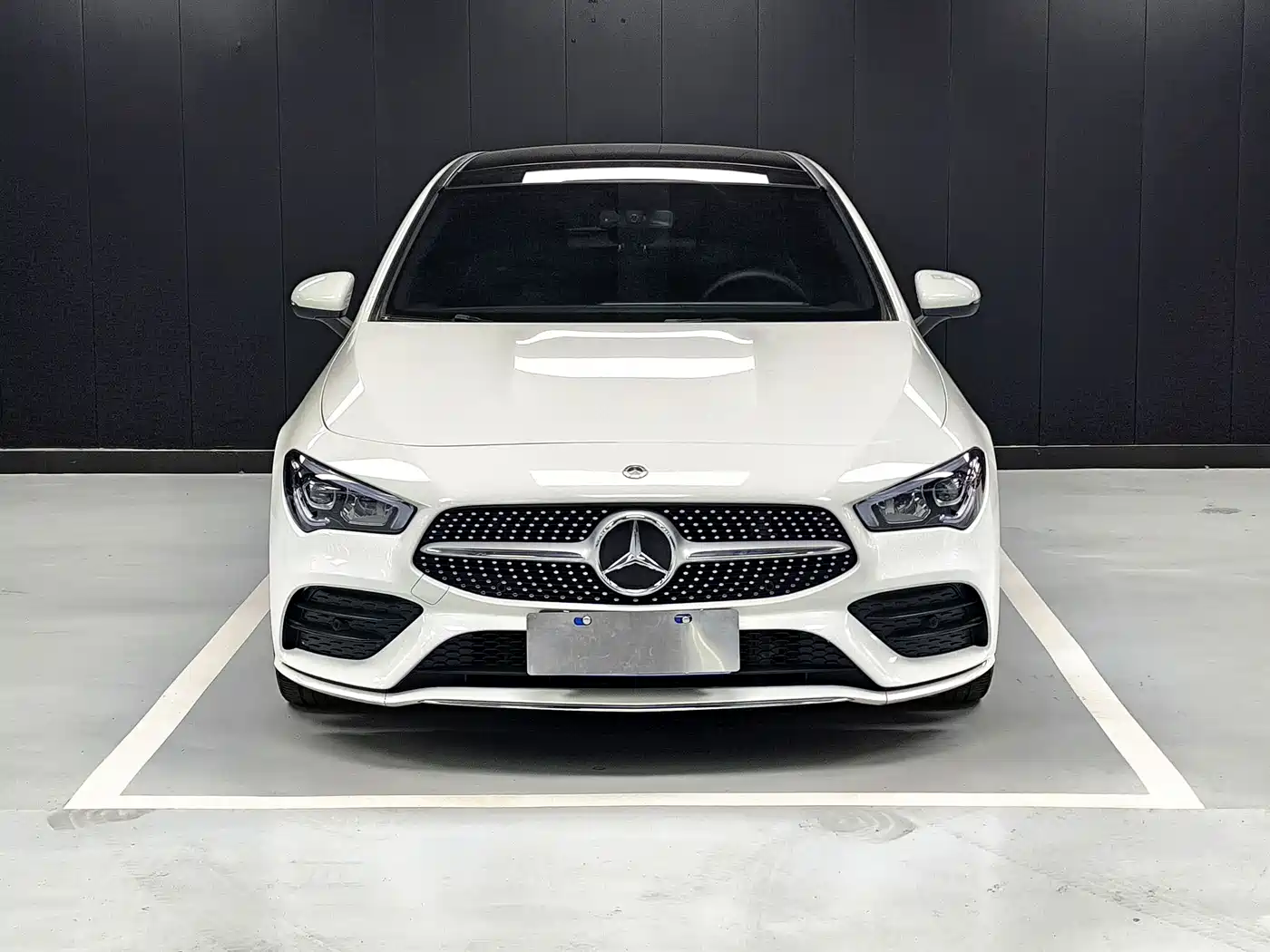 MERCEDES-BENZ CLA