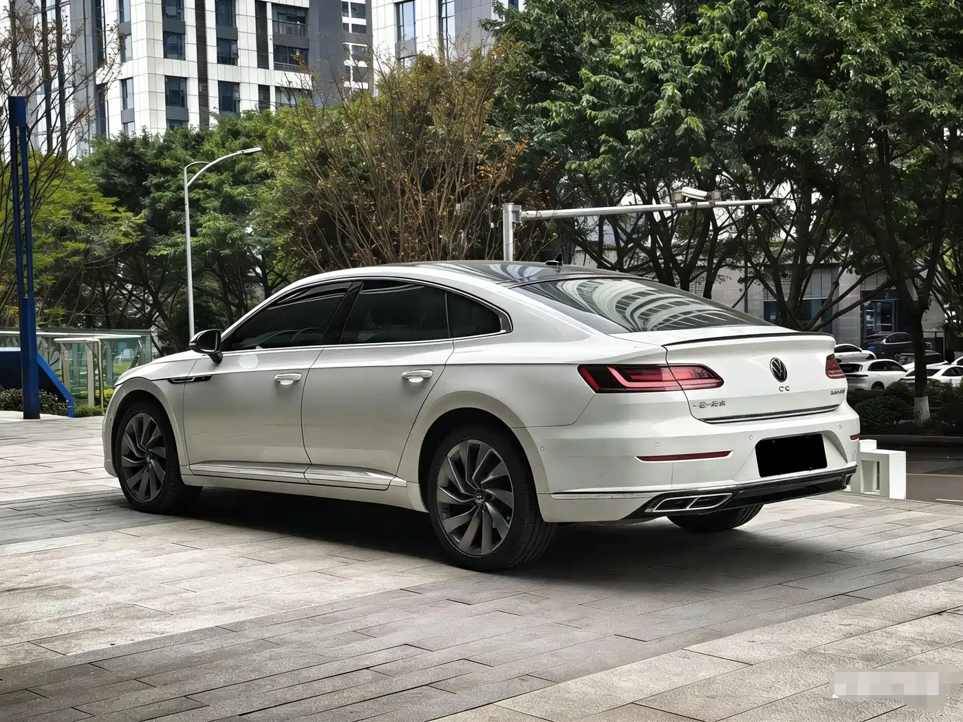 Volkswagen FAW-Volkswagen CC 2023 380TSI Eye-catching Edition фото 3