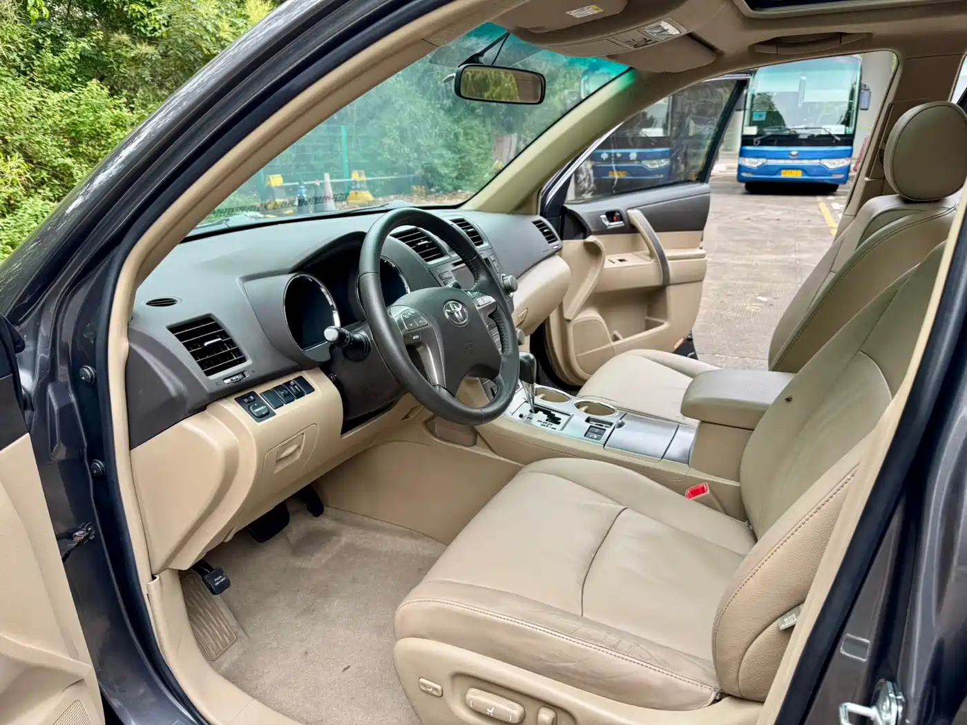 Toyota Highlander 2010 2009 3.5L 4WD 7-seater Luxury Navigation Edition