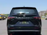 Photo 8 - Toyota Sienna