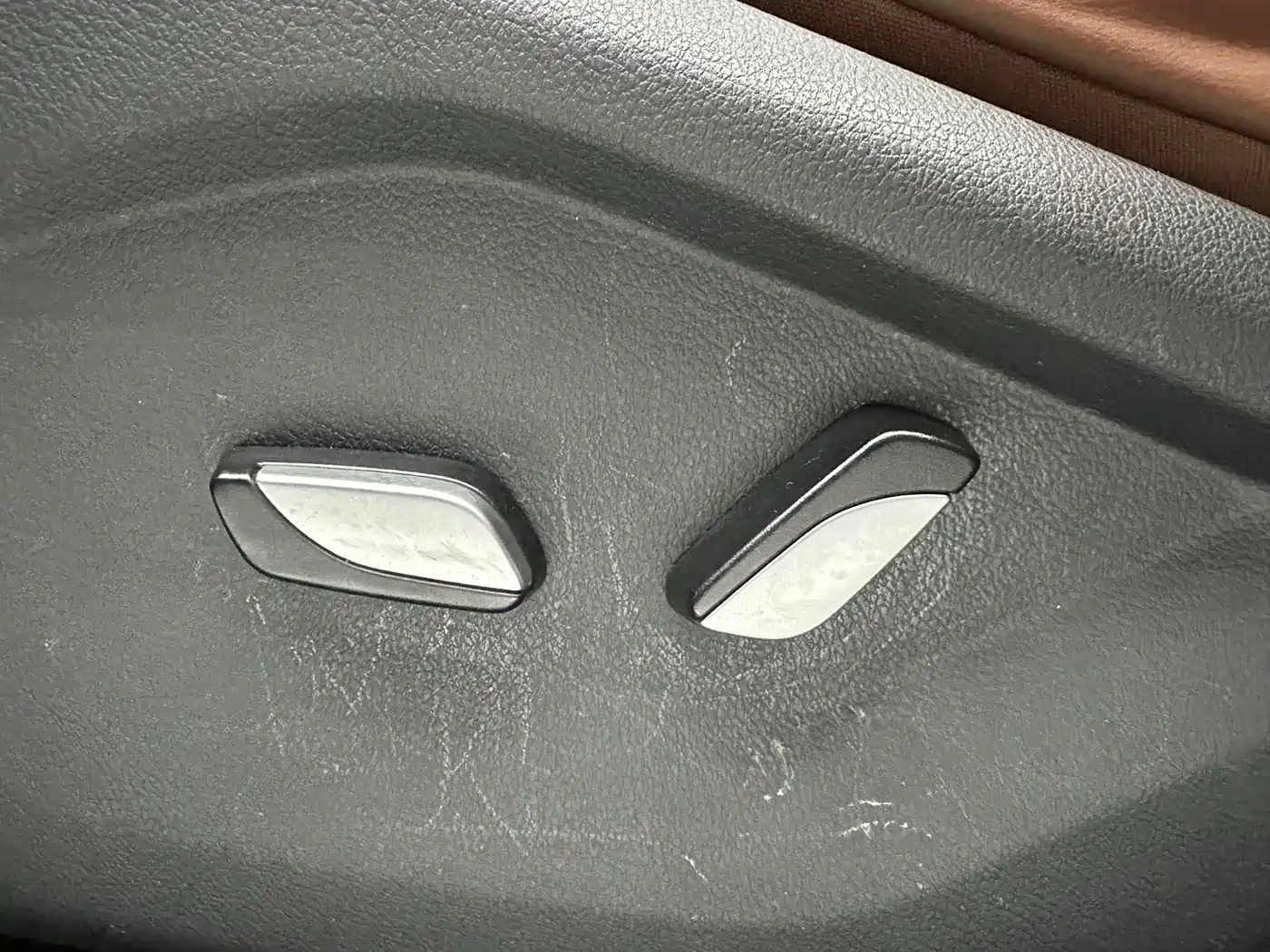 GEELY AUTOMOBILE VISION X6