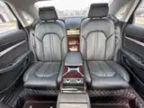 Фото 12 - Audi A8