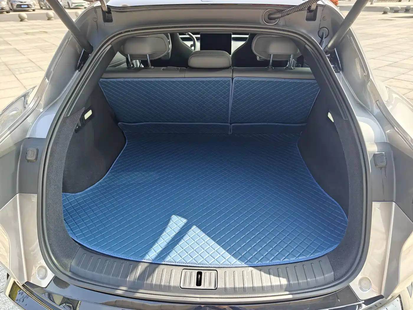 XIAOMI CAR XIAOMI YU7