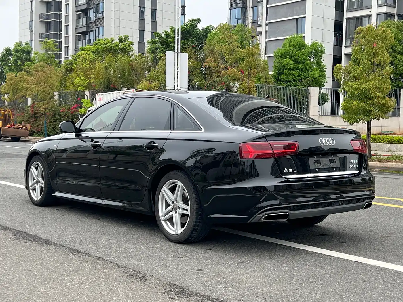 Audi A6L 2018 30th Anniversary 30 FSI Style фото 9