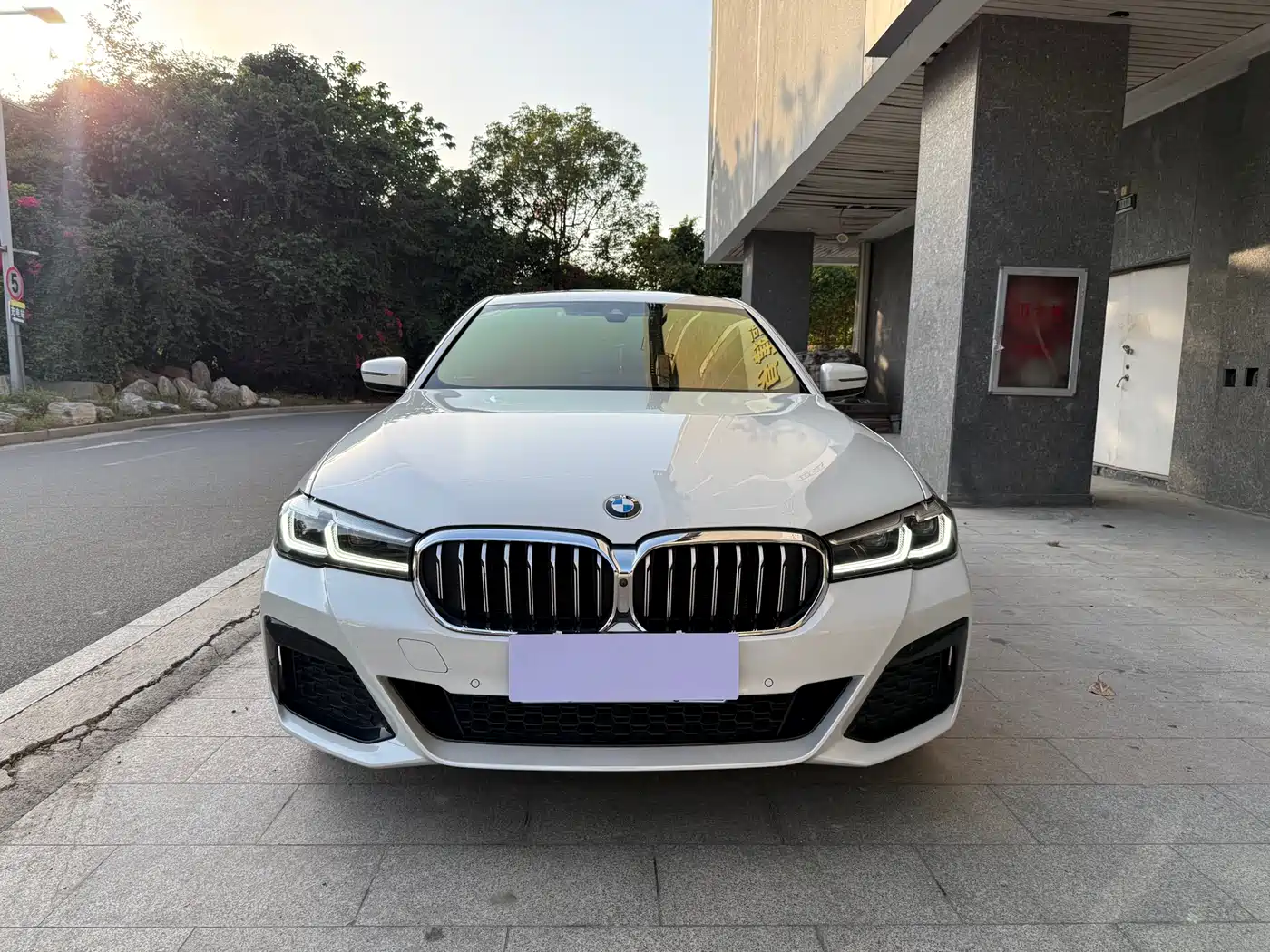 BMW 5 Series 2022 Facelift 530Li Premium M Sport Package фото 2