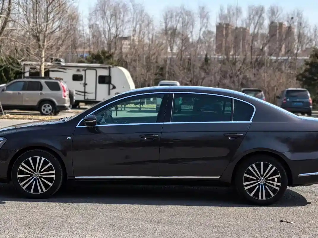 Volkswagen Magotan 2012 3.0FSI Flagship фото 3