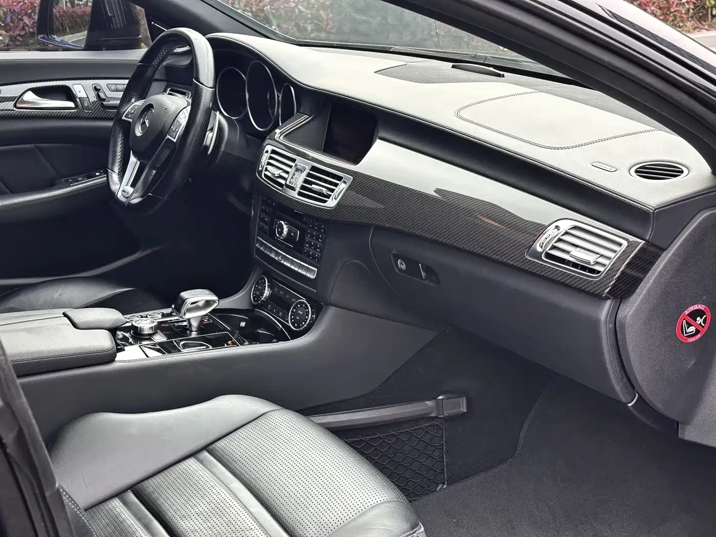 Mercedes-Benz CLS AMG 2012 AMG CLS 63 фото 20