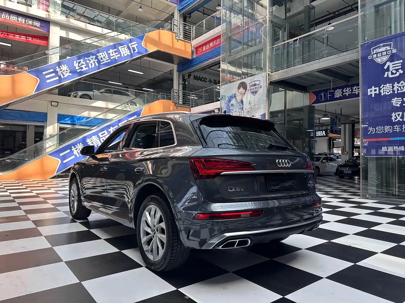 AUDI Q5L
