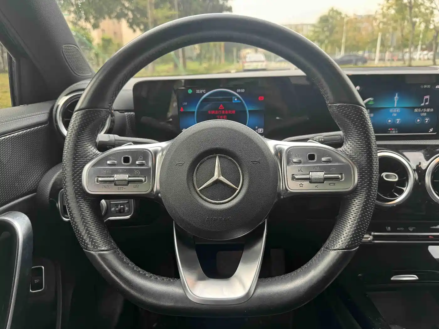Mercedes-Benz A-Class 2019 A 180 L Sport Sedan фото 16