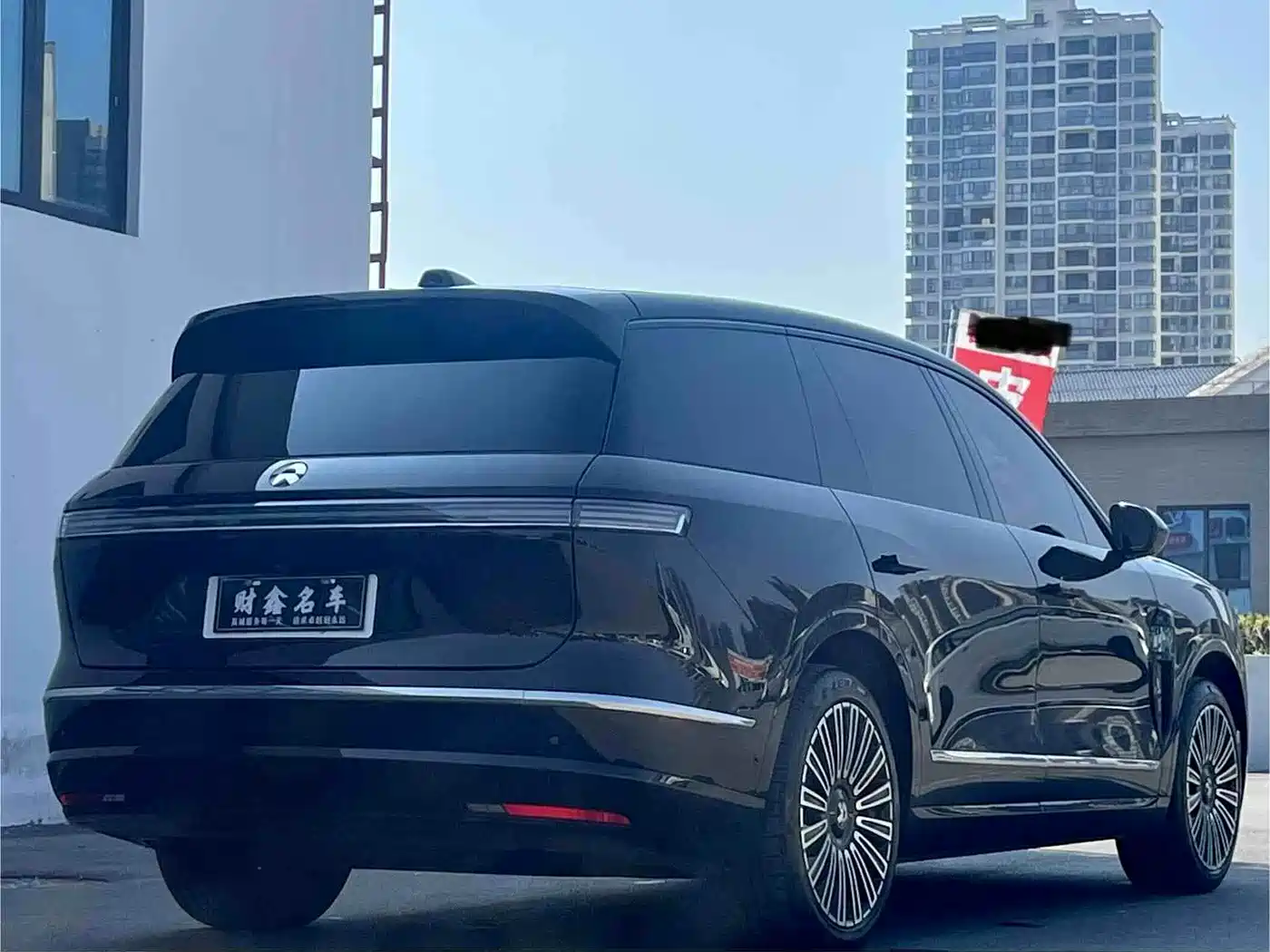 NIO ES8 2026 2025 Model 6-Seat Executive Luxury Edition