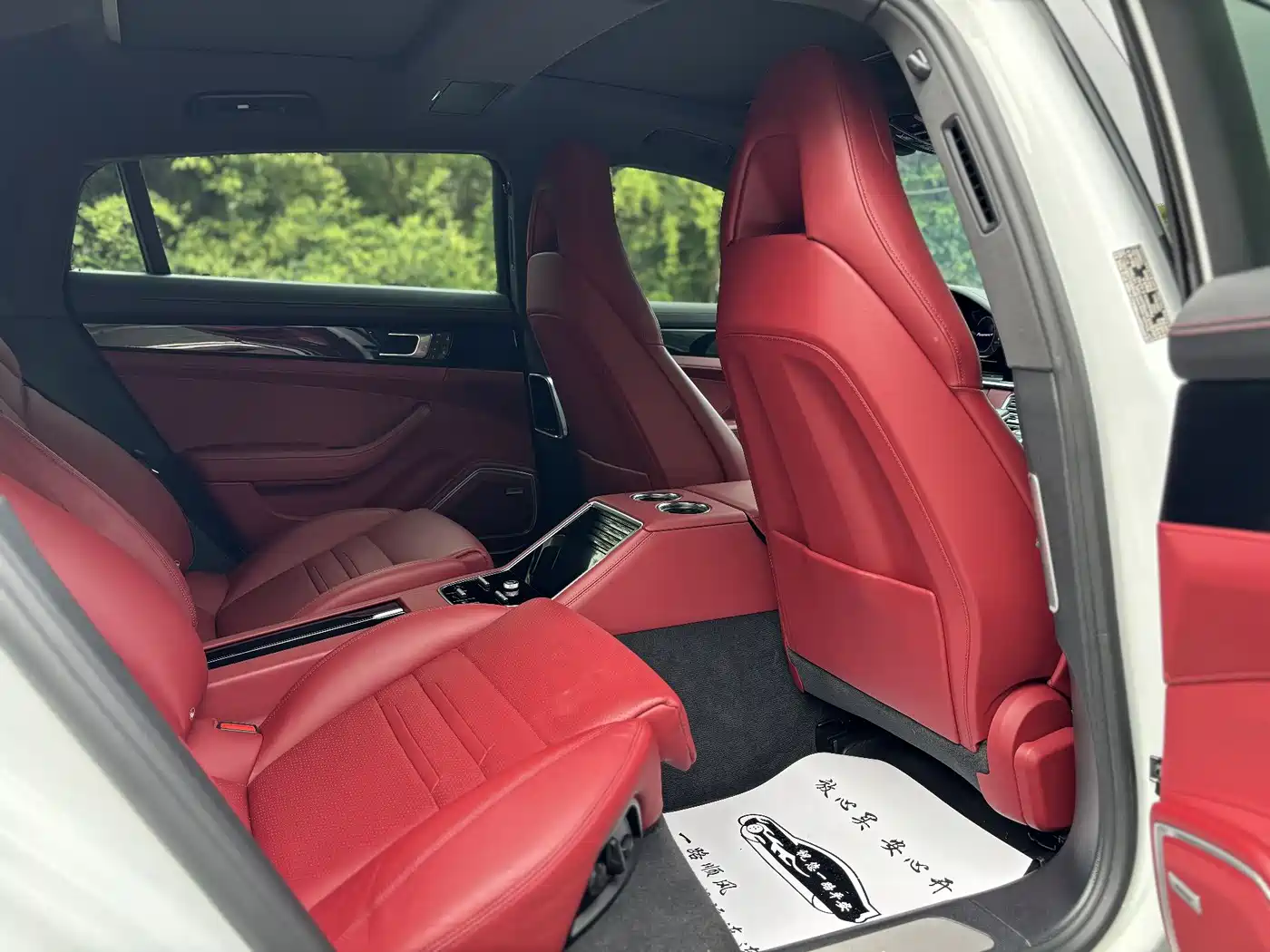 Porsche Panamera 2023 Panamera 4 Executive Long Wheelbase 2.9T фото 22