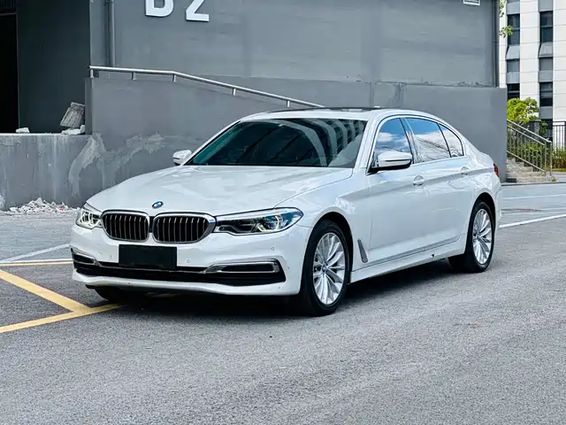 BMW 5 Series 2020