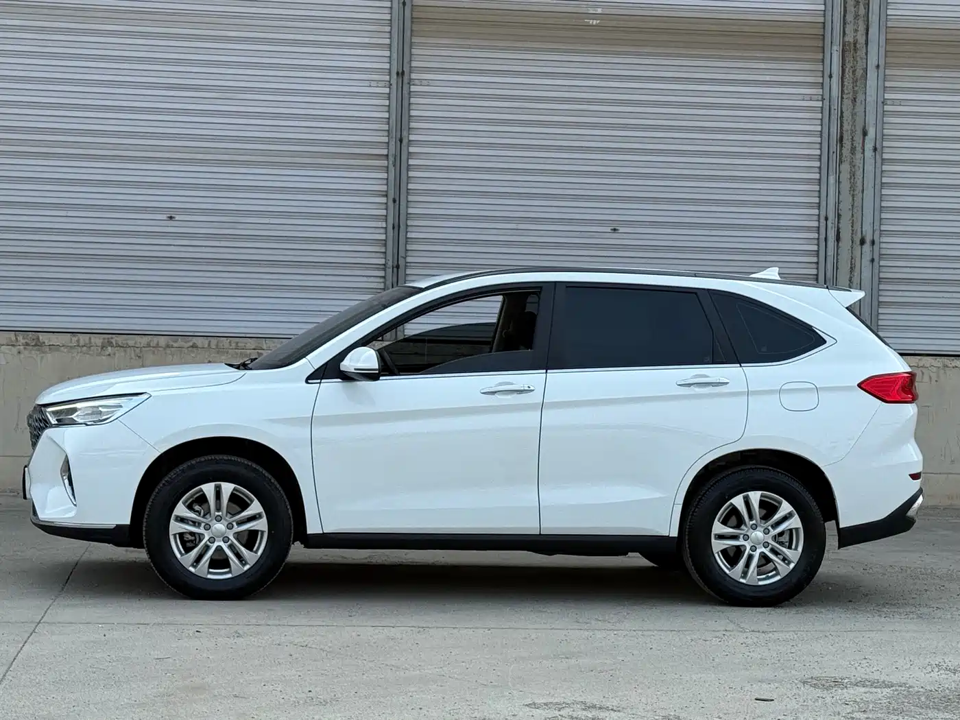 Haval M6 2023 PLUS 1.5T DCT Elite Smart Connect фото 4