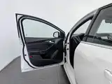 Фото 8 - Ford Focus