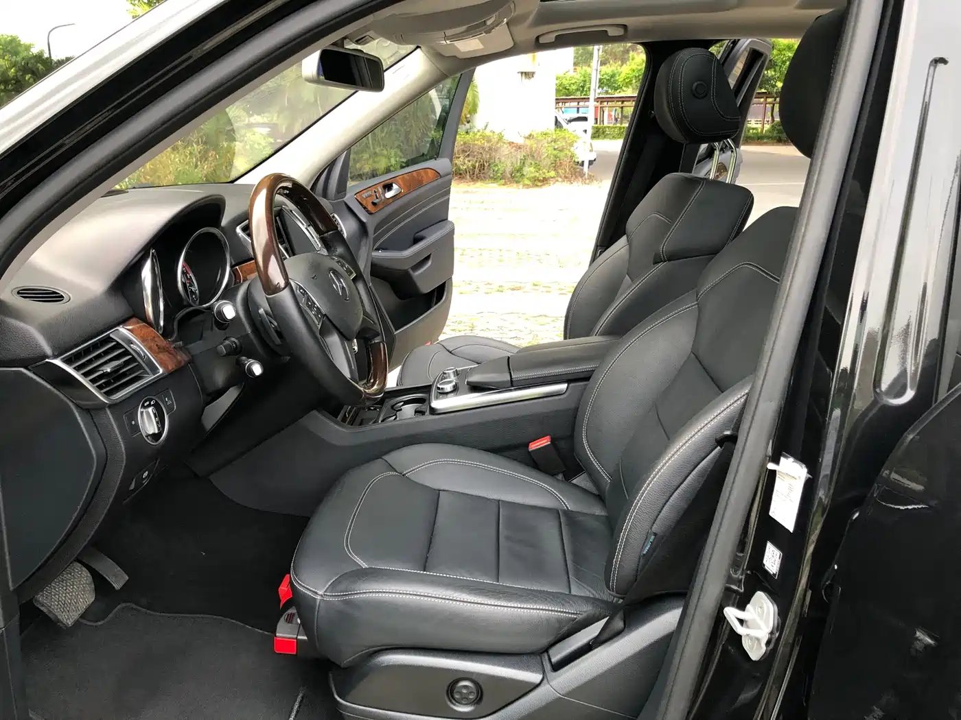 Mercedes-Benz M-Class 2014 ML 400 4MATIC Luxury фото 13