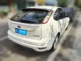 Фото 2 - Ford Focus